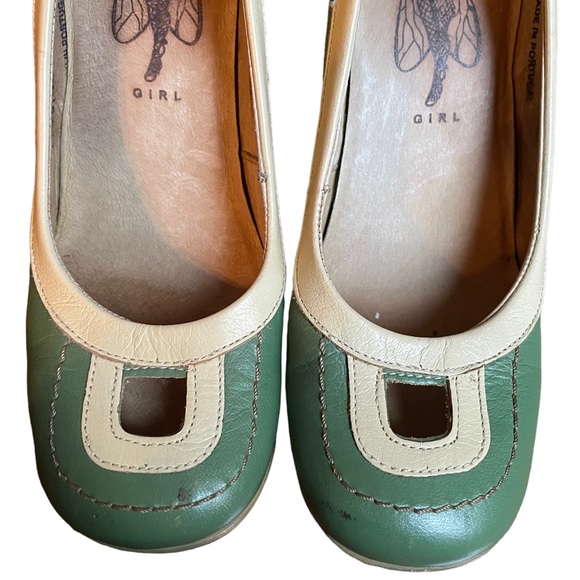 Fly London Fly Girl Sage Green & Cream Square Toe Pumps size 38. - Picture 6 of 9